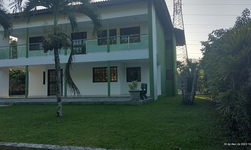 Casa Em Condomínio D...