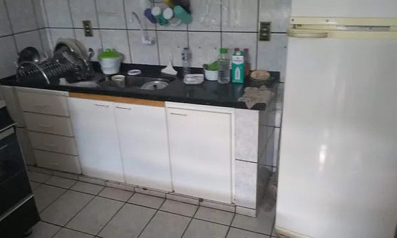 Casa Fundos. 3 Quart...