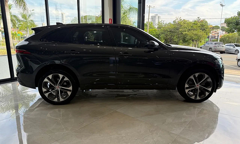Jaguar F-Pace 3.0 R-...