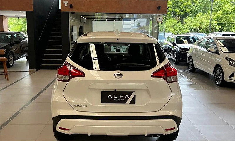 Nissan Kicks 1.6 Act...
