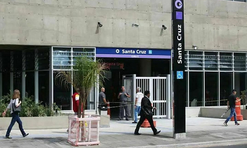 Quarto Mobiliado Pró...