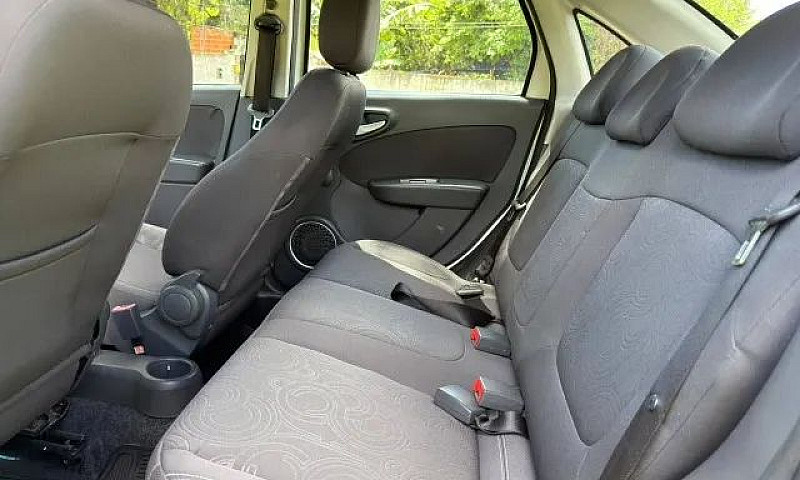 Fiat Grand Siena Att...