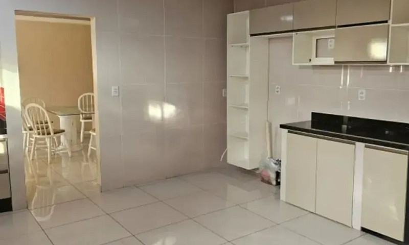 Aluga-Se Excelente C...