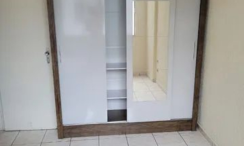 Aluguel De Quarto Em...