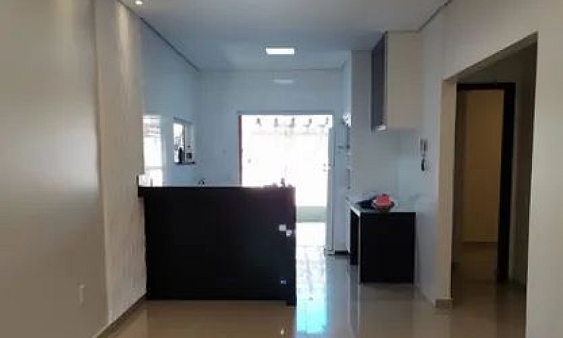 Alugo Excelente Casa...