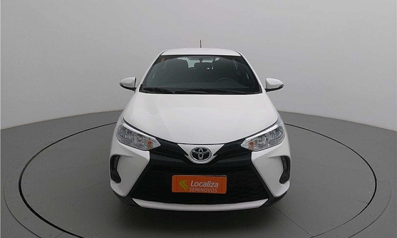 Toyota Yaris 2023 1....