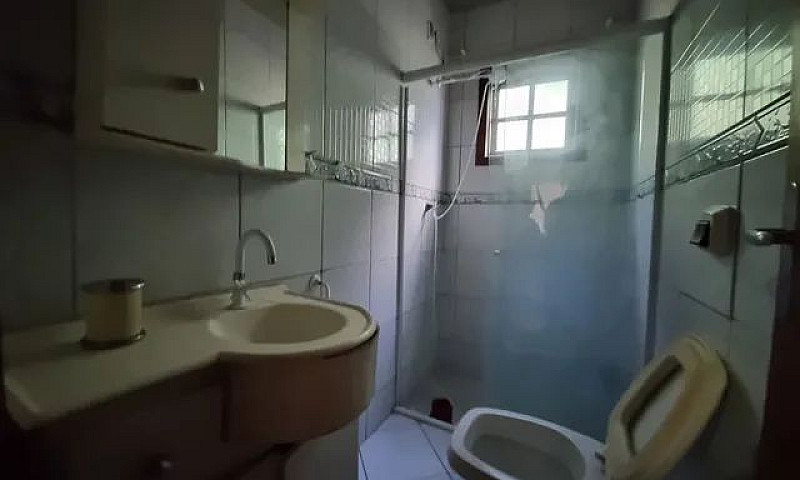 Quarto Privado Resto...