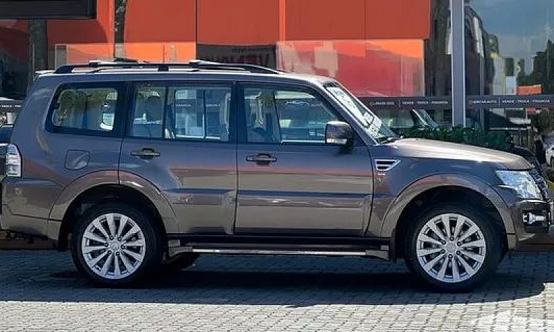 Pajero Full Hpe Dies...