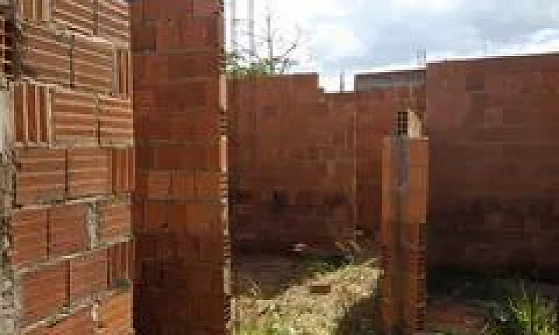 Excelente Casa Próxi...