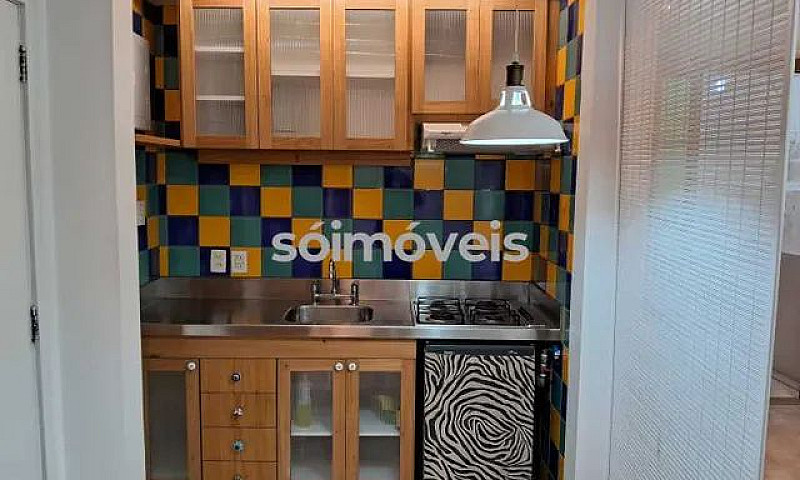 Apartamento-À Venda-...
