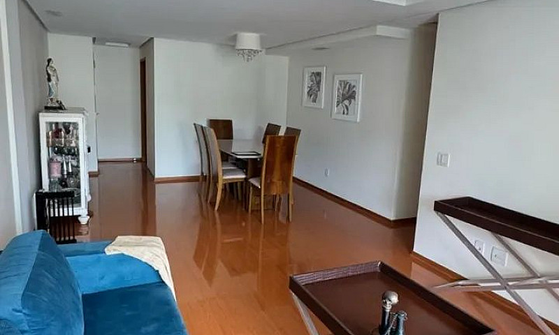 3 Quartos (2 Suites)...