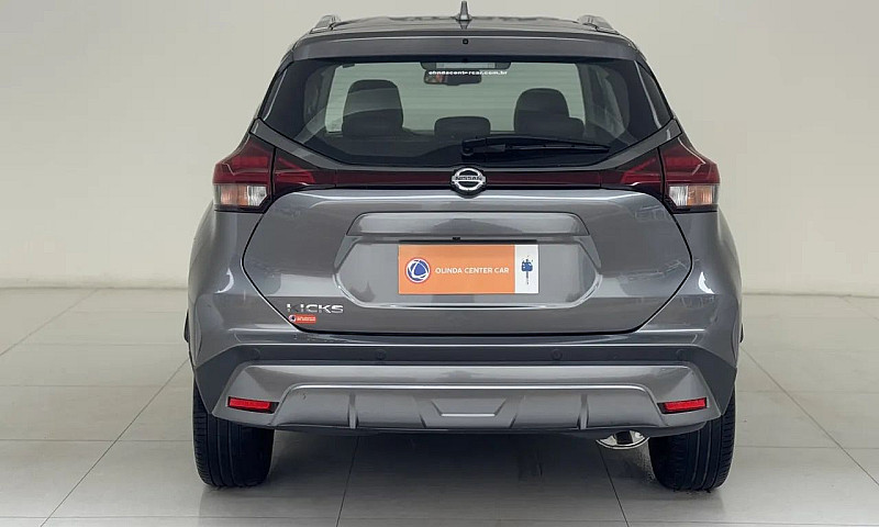 Nissan Kicks Exclusi...