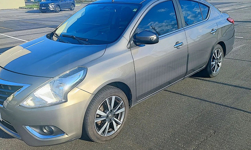 Nissan Versa Sl 1.6 ...