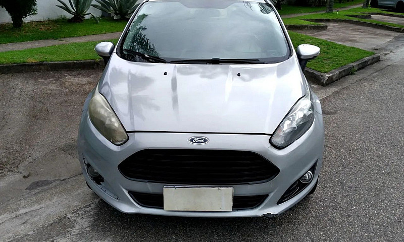 Ford Fiesta Titanium...