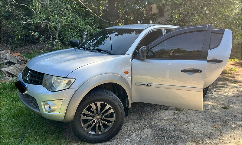 Mitsubishi L200 Trit...