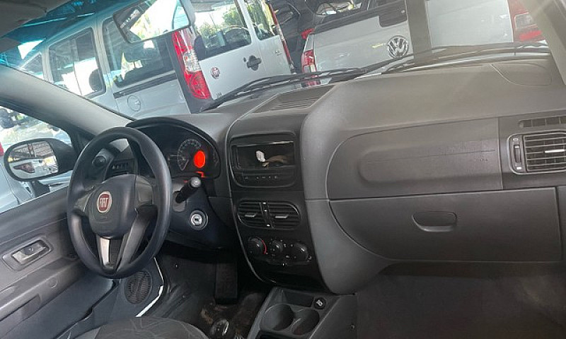 Fiat Strada Hard Wor...