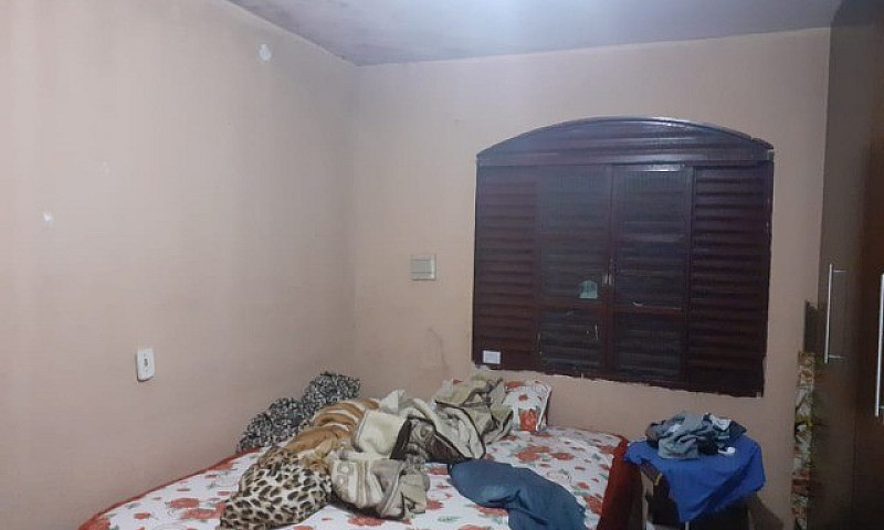 Casa Na Qnn 1 Ceilan...