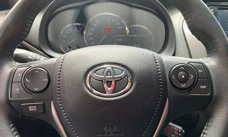 Toyota Yaris Xls Sed...