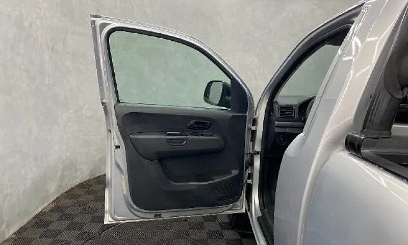 Volkswagen Amarok Cs...