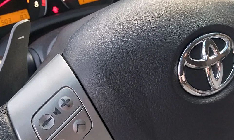 Toyota Corolla Xei 2...