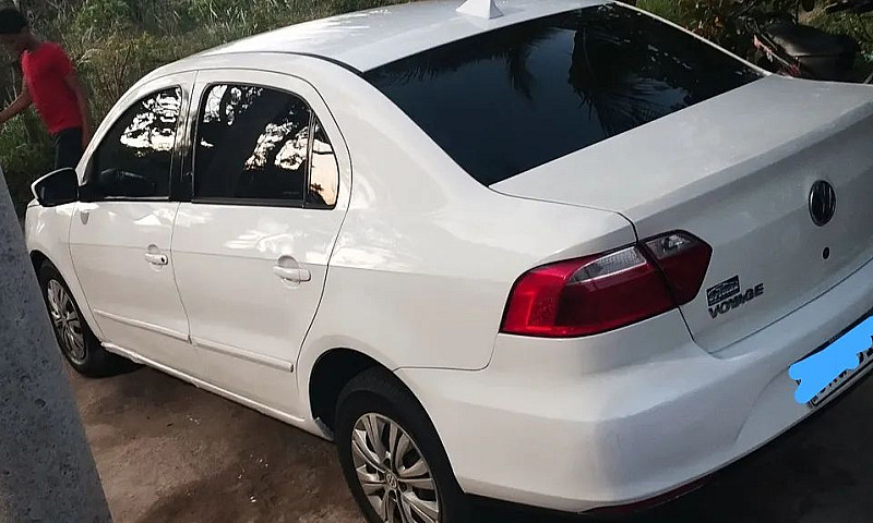 Volkswagen Voyage 1....