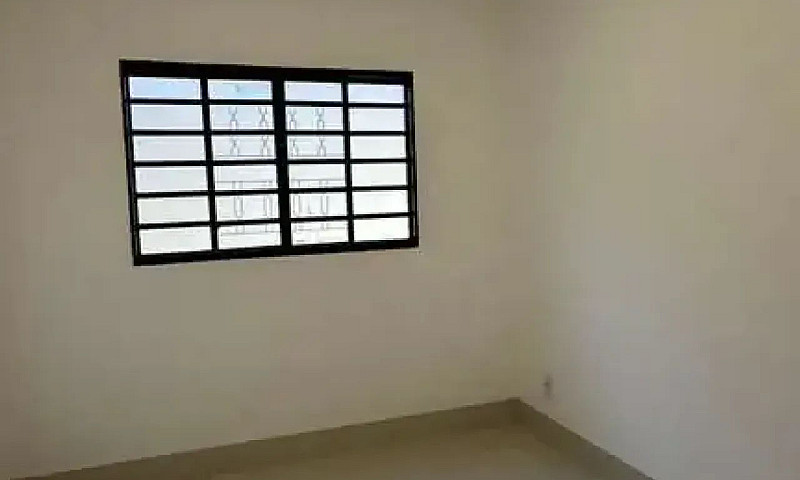 Casa À Venda No Bair...