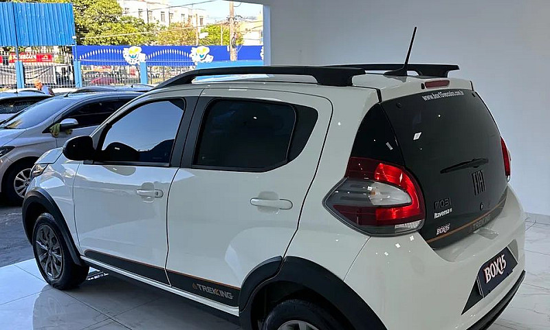 Fiat Mobi Trekking 1...