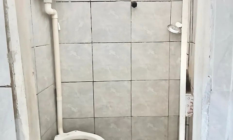 Alugo Casa Térrea No...