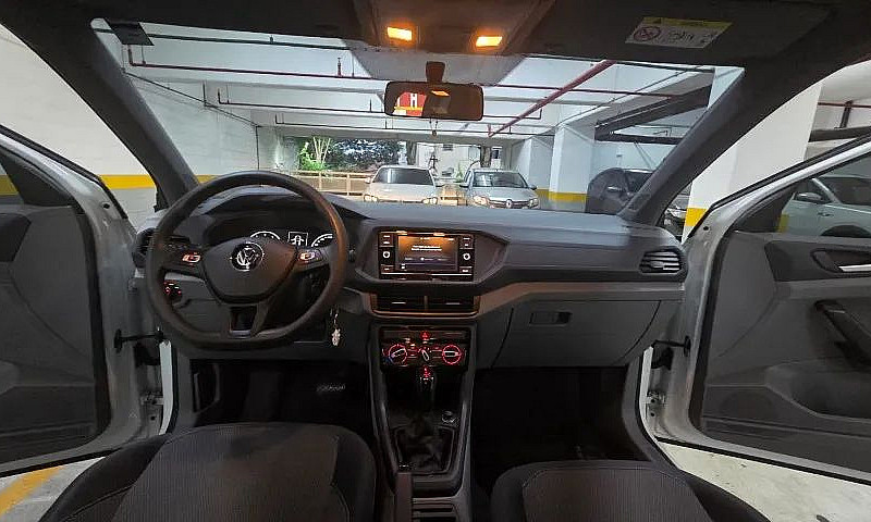 Volkswagen T-Cross S...