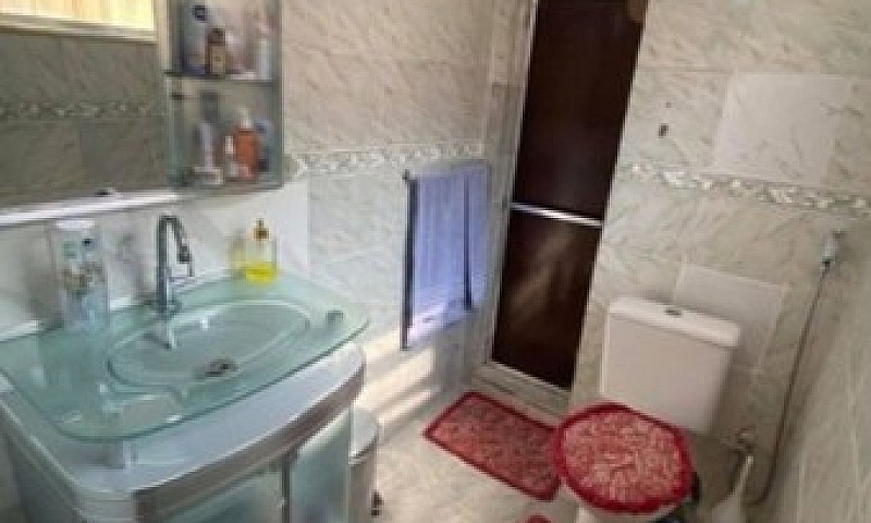 Ds. Vende-Se Casa In...