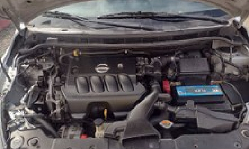 Nissan Tiida 2011...