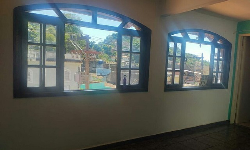 Casa Para Alugar Com...