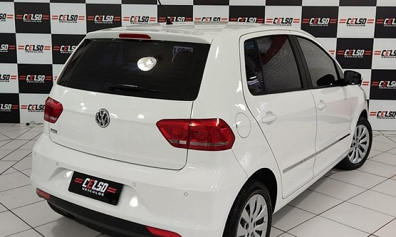 Volkswagen Fox Trend...