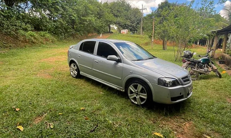 Chevrolet Astra Adva...