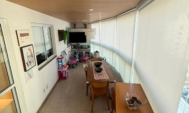 Apartamento De Alto ...