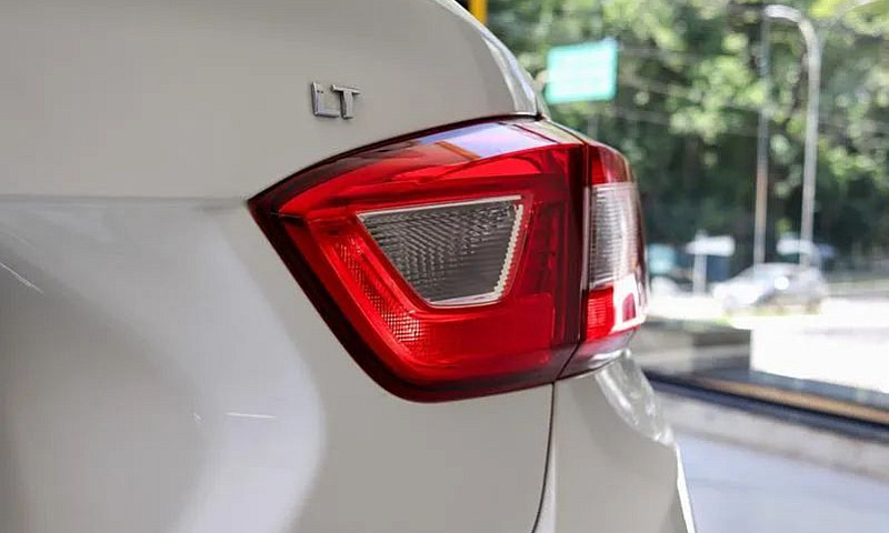 Chevrolet Cruze Lt 1...