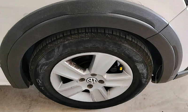 Volkswagen Saveiro C...