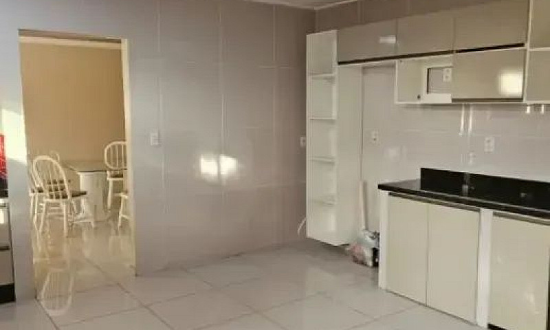 Aluga-Se Excelente C...