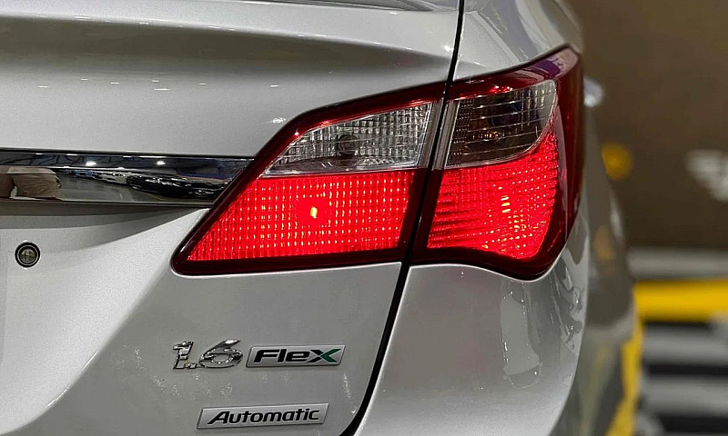 Hyundai Hb20S Premiu...
