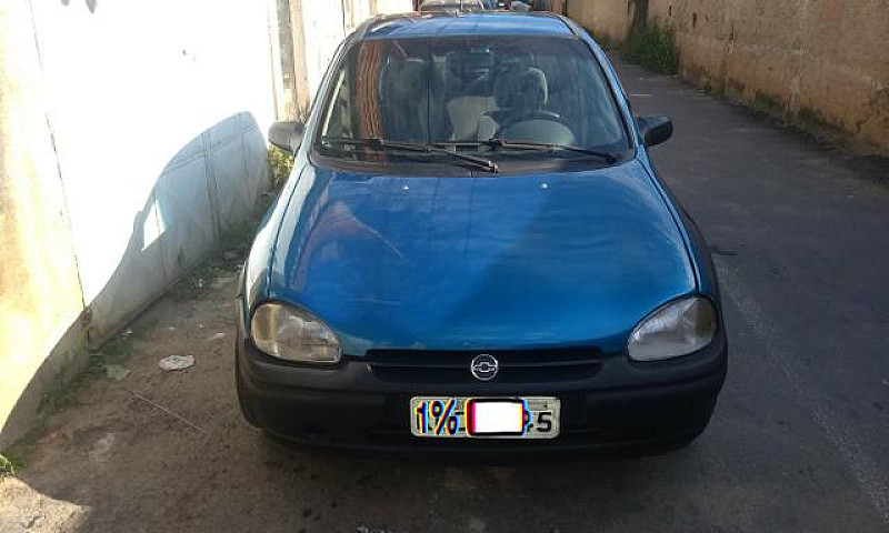 Vendo Corsa 96...