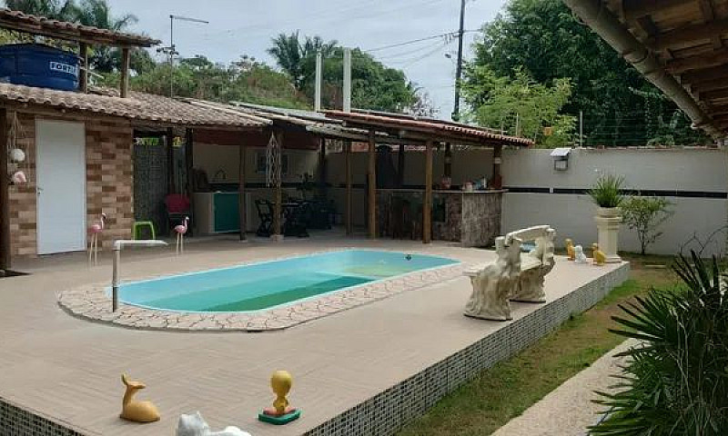 Vendo Casa Com Pisci...