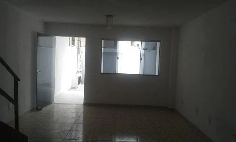 Casa De Condomínio E...