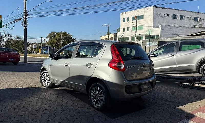 Fiat Palio Attractiv...