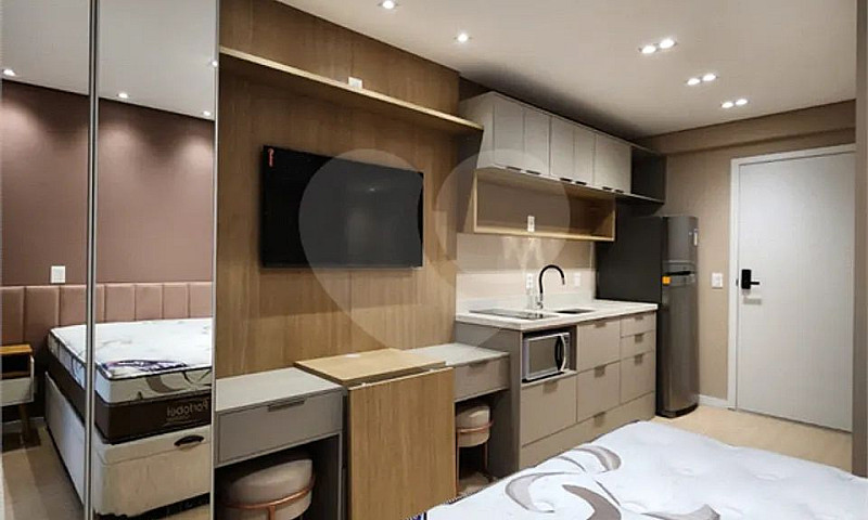 Studio Mobiliado Par...