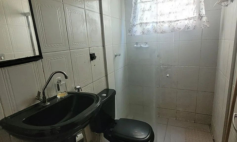 Casa Ampla No Bairro...