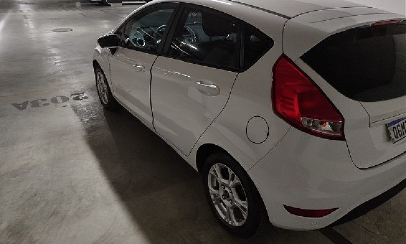 New Fiesta Hatch 1.6...