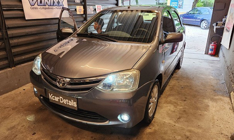 Toyota Etios Xls 201...