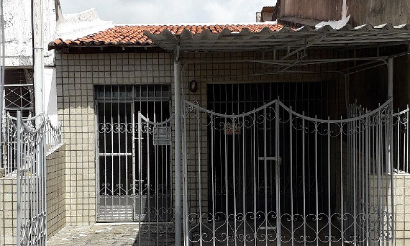 Casa A Venda...