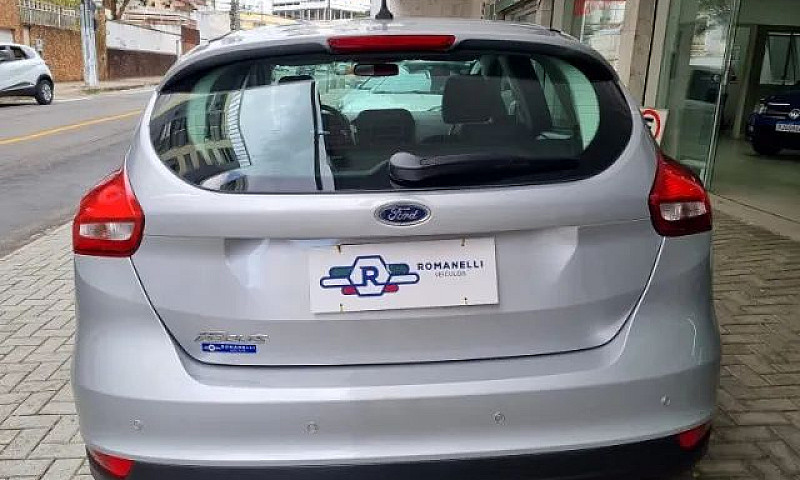 Ford Focus Se 1.6 20...