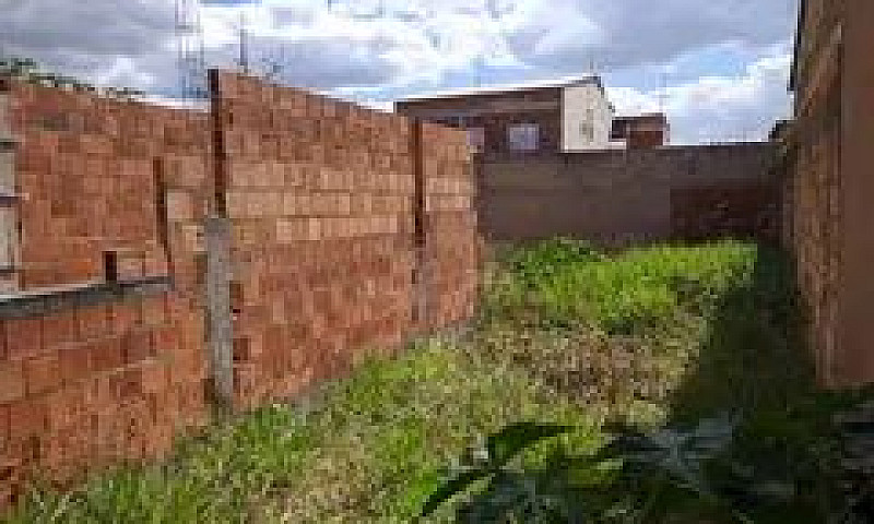 Excelente Casa Próxi...